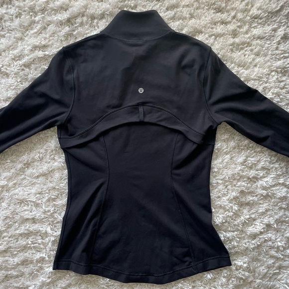 Lululemon Define Jacket - Picture 3 of 6